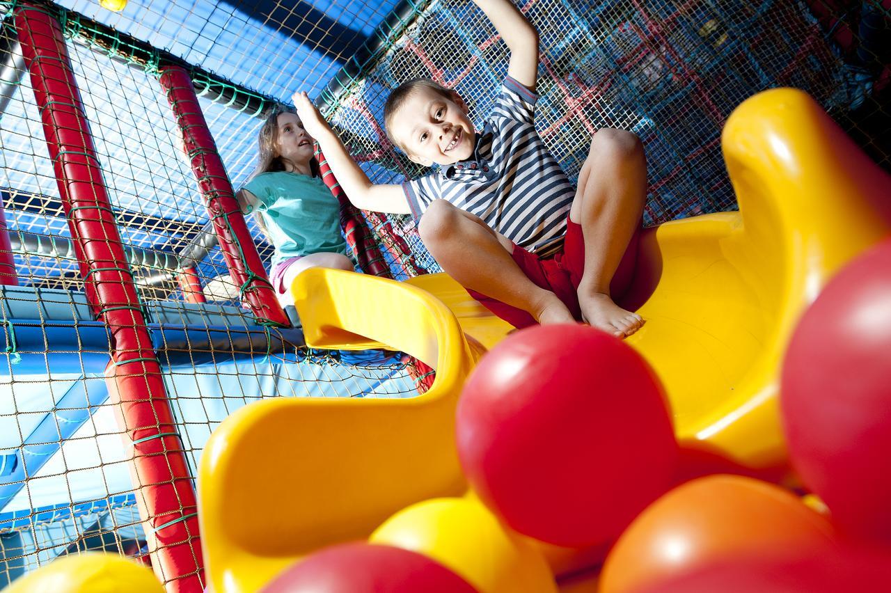 Sandaway Holiday Park Combe Martin Eksteriør bilde